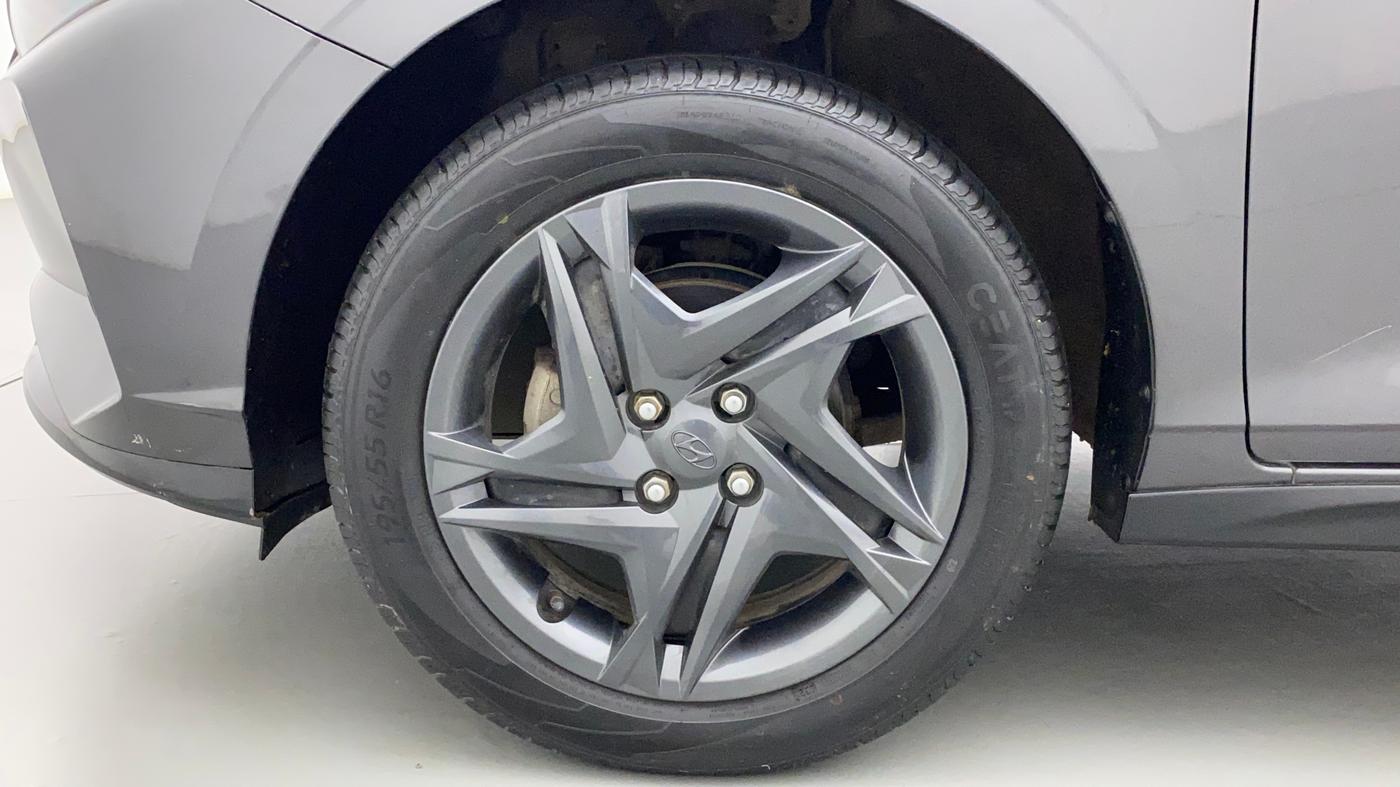 2021 Hyundai NEW I20 SPORTZ 1.2 MT, Petrol, Manual, 19,258 km, Left Front Wheel