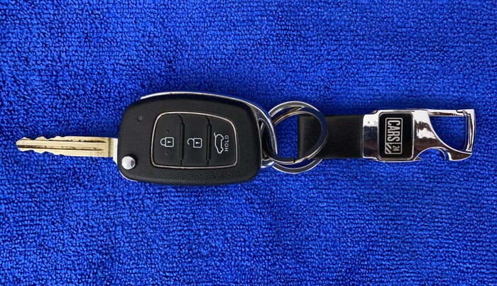 2021 Hyundai NEW I20 SPORTZ 1.2 MT, Petrol, Manual, 19,258 km, Key Close Up