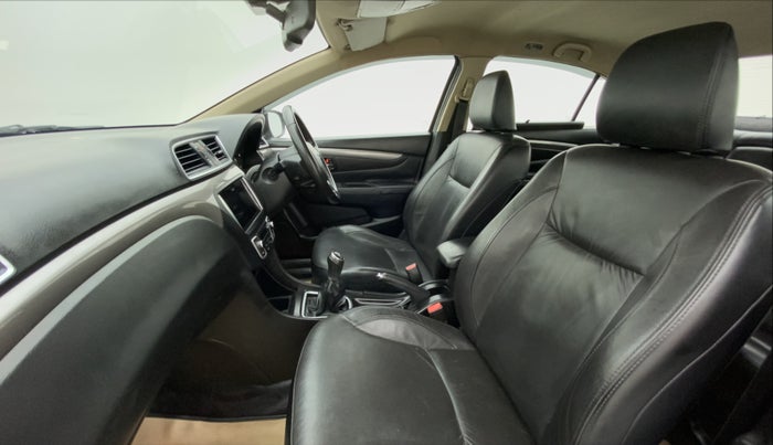 2017 Maruti Ciaz 1.4 S, Petrol, Manual, 55,098 km, Right Side Front Door Cabin