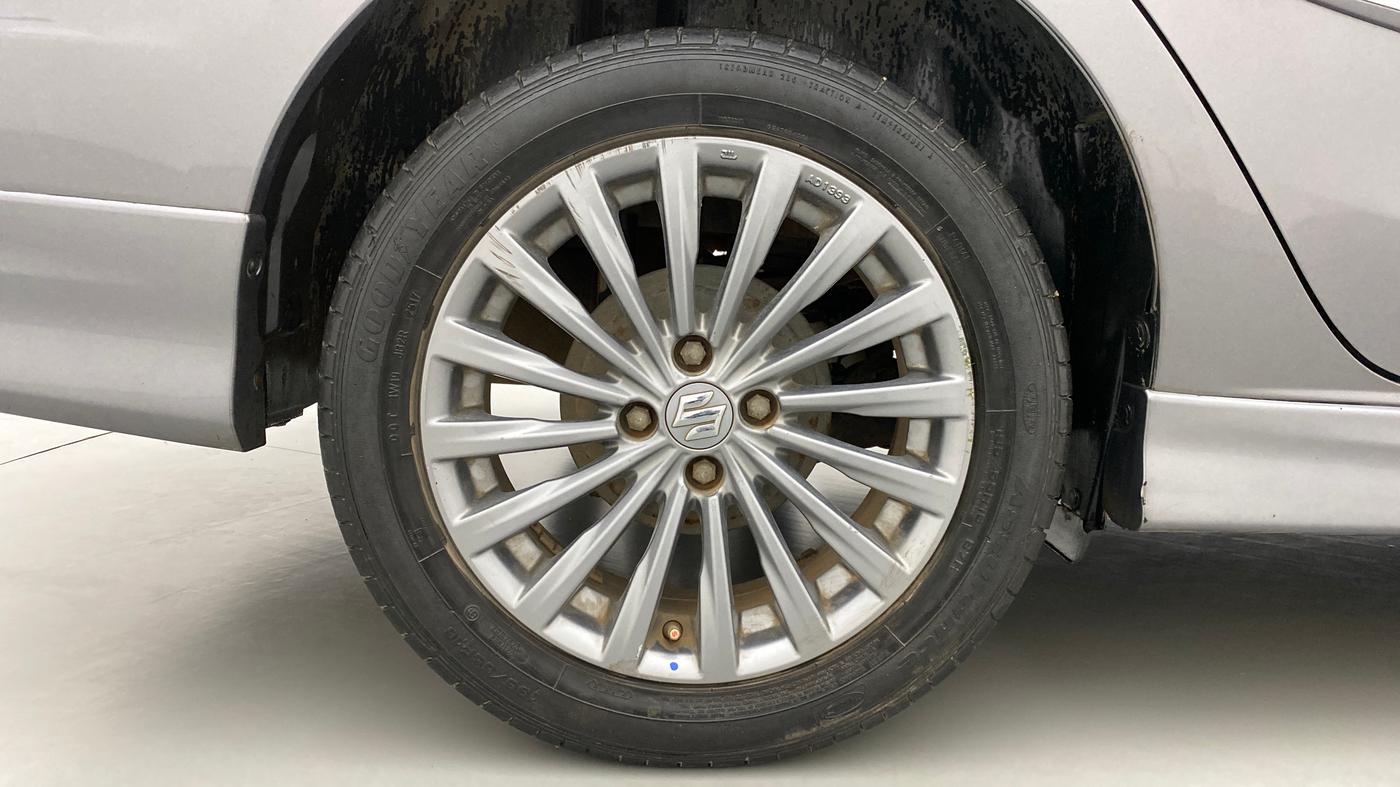 2017 Maruti Ciaz 1.4 S, Petrol, Manual, 55,098 km, Right Rear Wheel