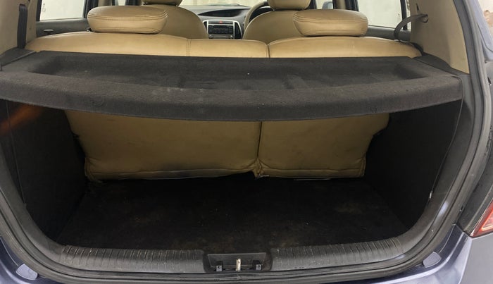 2014 Hyundai i20 SPORTZ 1.2, Petrol, Manual, 83,257 km, Boot Inside