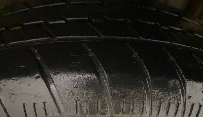 2017 Maruti Celerio VXI, Petrol, Manual, 66,826 km, Left Rear Tyre Tread