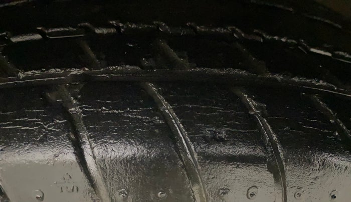 2017 Maruti Celerio VXI, Petrol, Manual, 66,826 km, Left Front Tyre Tread