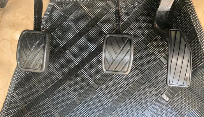 2017 Maruti Celerio VXI, Petrol, Manual, 66,826 km, Pedals