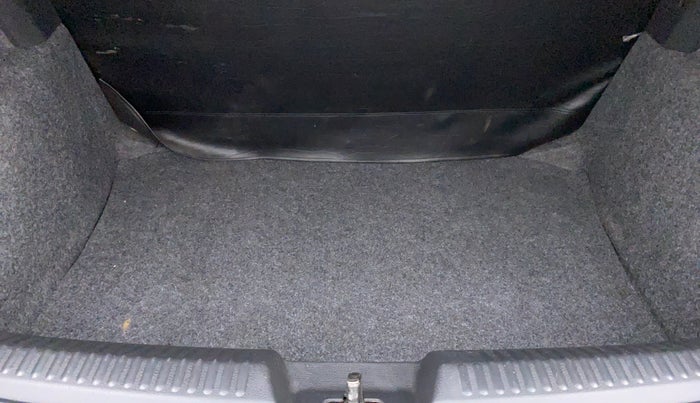 2020 Volkswagen Polo Trendline 1.0 L Petrol, Petrol, Manual, 21,975 km, Boot Inside