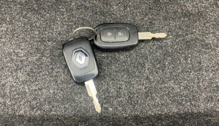 2016 Renault Kwid RXT 1.0, Petrol, Manual, 46,215 km, Key Close Up