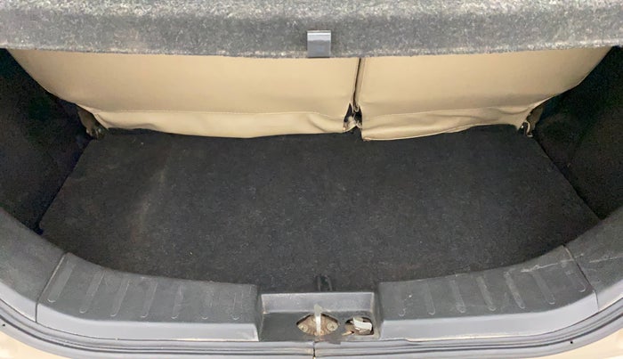 2013 Maruti Wagon R 1.0 VXI, Petrol, Manual, 56,095 km, Boot Inside