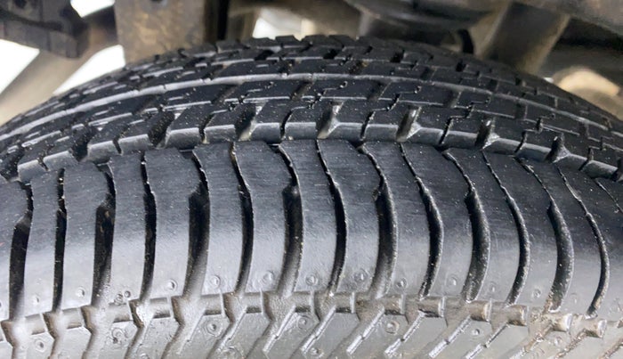 2015 Maruti Alto K10 VXI P, Petrol, Manual, 5,919 km, Right Rear Tyre Tread