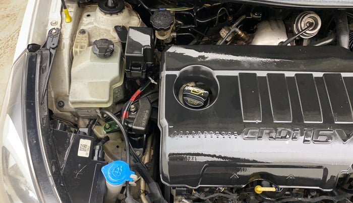 2012 Hyundai Verna FLUIDIC 1.6 CRDI SX, Diesel, Manual, 1,11,454 km, Engine View - Right