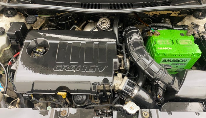 2012 Hyundai Verna FLUIDIC 1.6 CRDI SX, Diesel, Manual, 1,11,454 km, Engine View