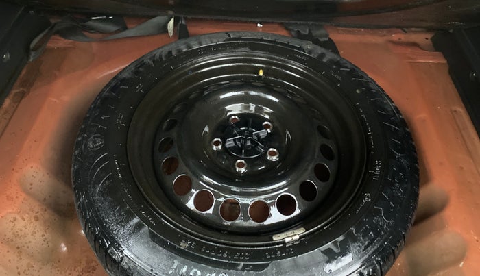 2016 Maruti Vitara Brezza VDI (O), Diesel, Manual, 97,365 km, Spare Tyre