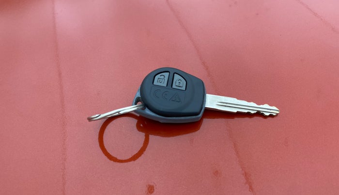 2016 Maruti Vitara Brezza VDI (O), Diesel, Manual, 97,365 km, Key Close Up