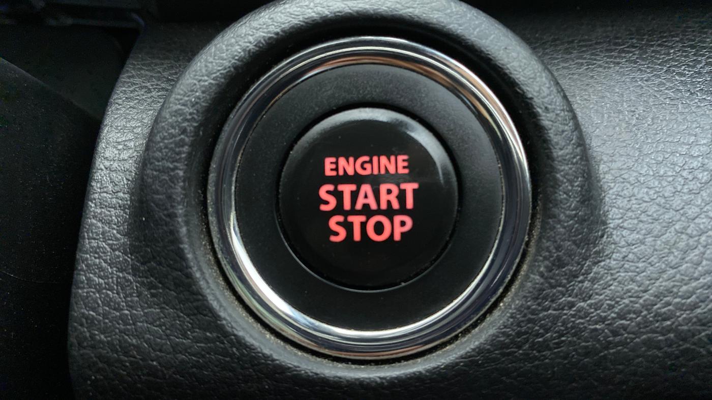 2019 Maruti XL6 ALPHA SHVS  MT, Petrol, Manual, 27,744 km, Keyless Start/ Stop Button