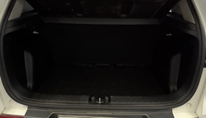 2021 KIA SONET HTK PLUS 1.2, Petrol, Manual, 40,140 km, Boot Inside