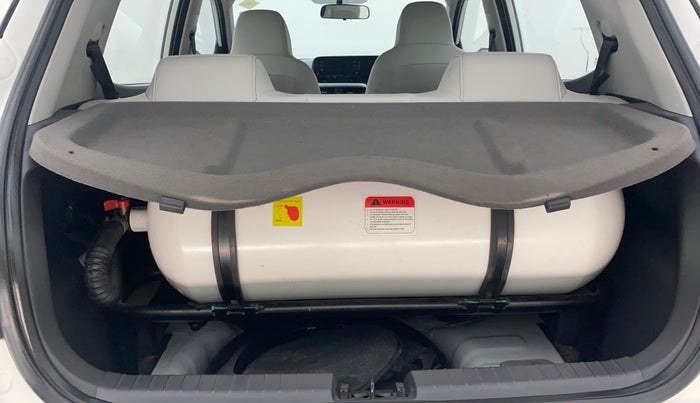 2023 Hyundai GRAND I10 NIOS MAGNA 1.2 KAPPA VTVT CNG, CNG, Manual, 31,626 km, Boot Inside