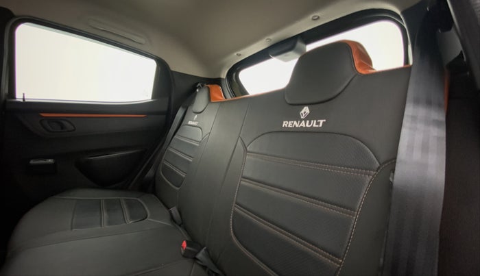 2017 Renault Kwid CLIMBER 1.0 AT, Petrol, Automatic, 11,146 km, Right Side Rear Door Cabin