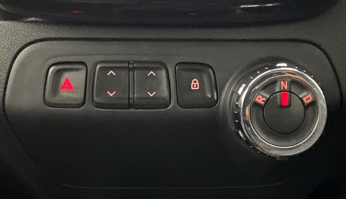2017 Renault Kwid CLIMBER 1.0 AT, Petrol, Automatic, 11,146 km, Gear Lever