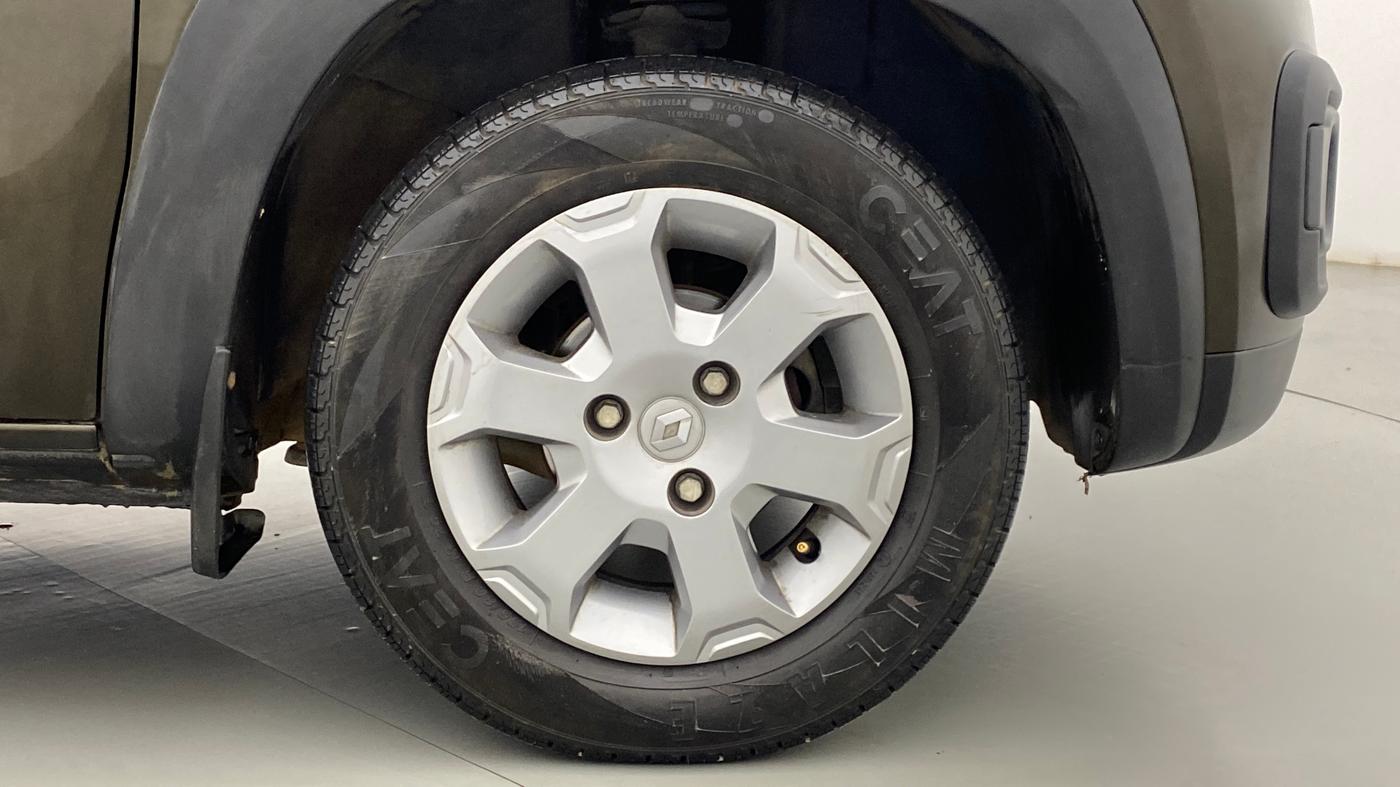 2017 Renault Kwid CLIMBER 1.0 AT, Petrol, Automatic, 11,146 km, Right Front Wheel