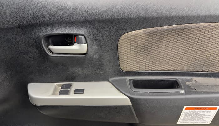2014 Maruti Wagon R 1.0 LXI CNG, CNG, Manual, 73,911 km, Driver Side Door Panels Control
