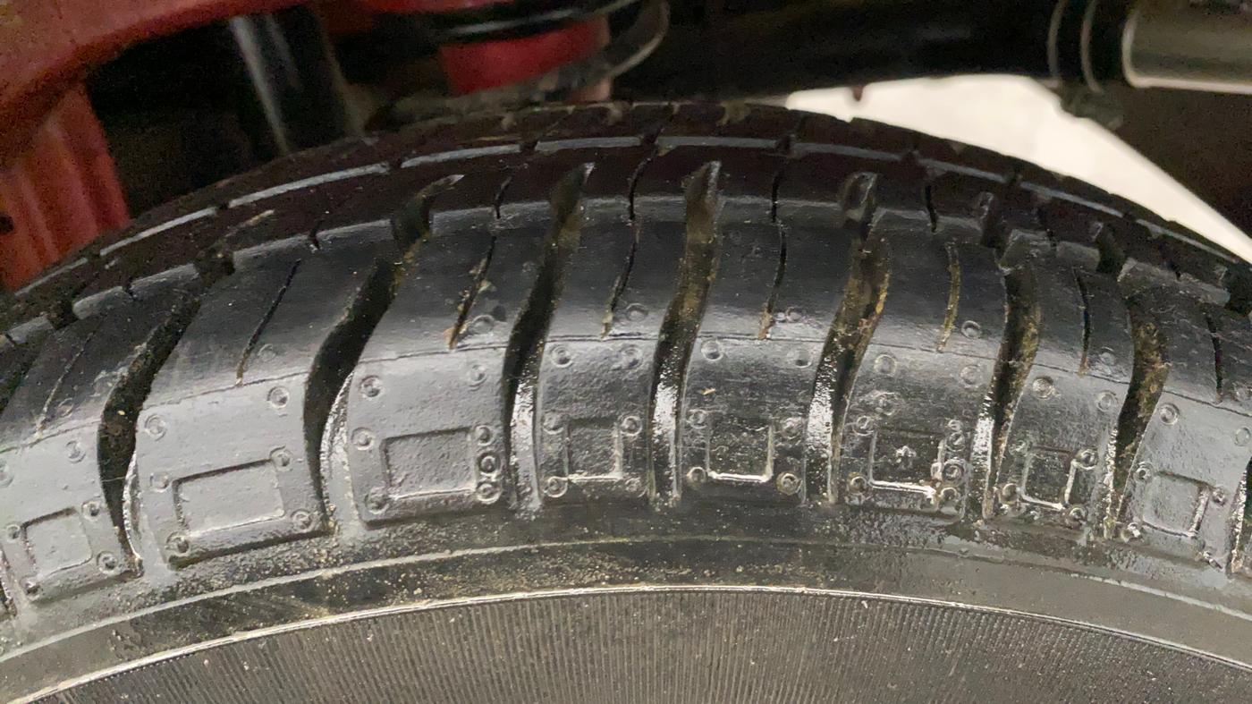 2019 Maruti Alto LXI, Petrol, Manual, 4,137 km, Left Rear Tyre Tread