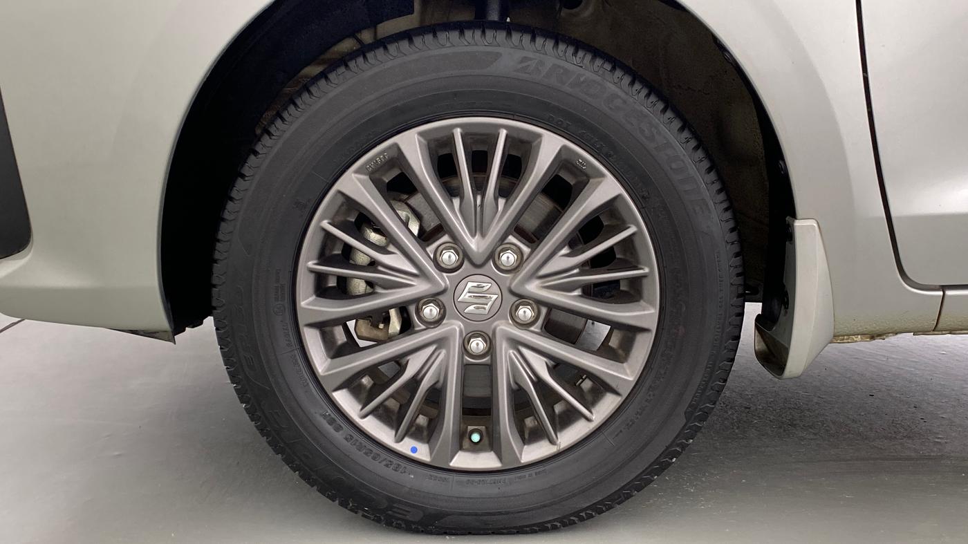 2019 Maruti Ertiga ZXI Plus SHVS, Petrol, Manual, 28,363 km, Left Front Wheel