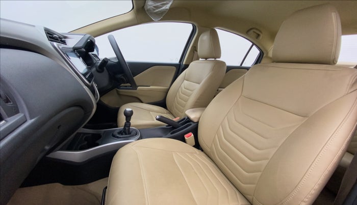 2021 Honda City 1.5L I-VTEC V MT 4TH GEN, Petrol, Manual, 27,377 km, Right Side Front Door Cabin