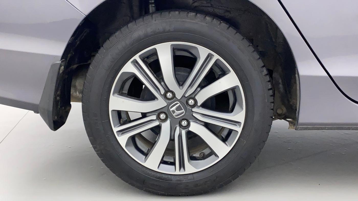 2021 Honda City 1.5L I-VTEC V MT 4TH GEN, Petrol, Manual, 27,377 km, Right Rear Wheel