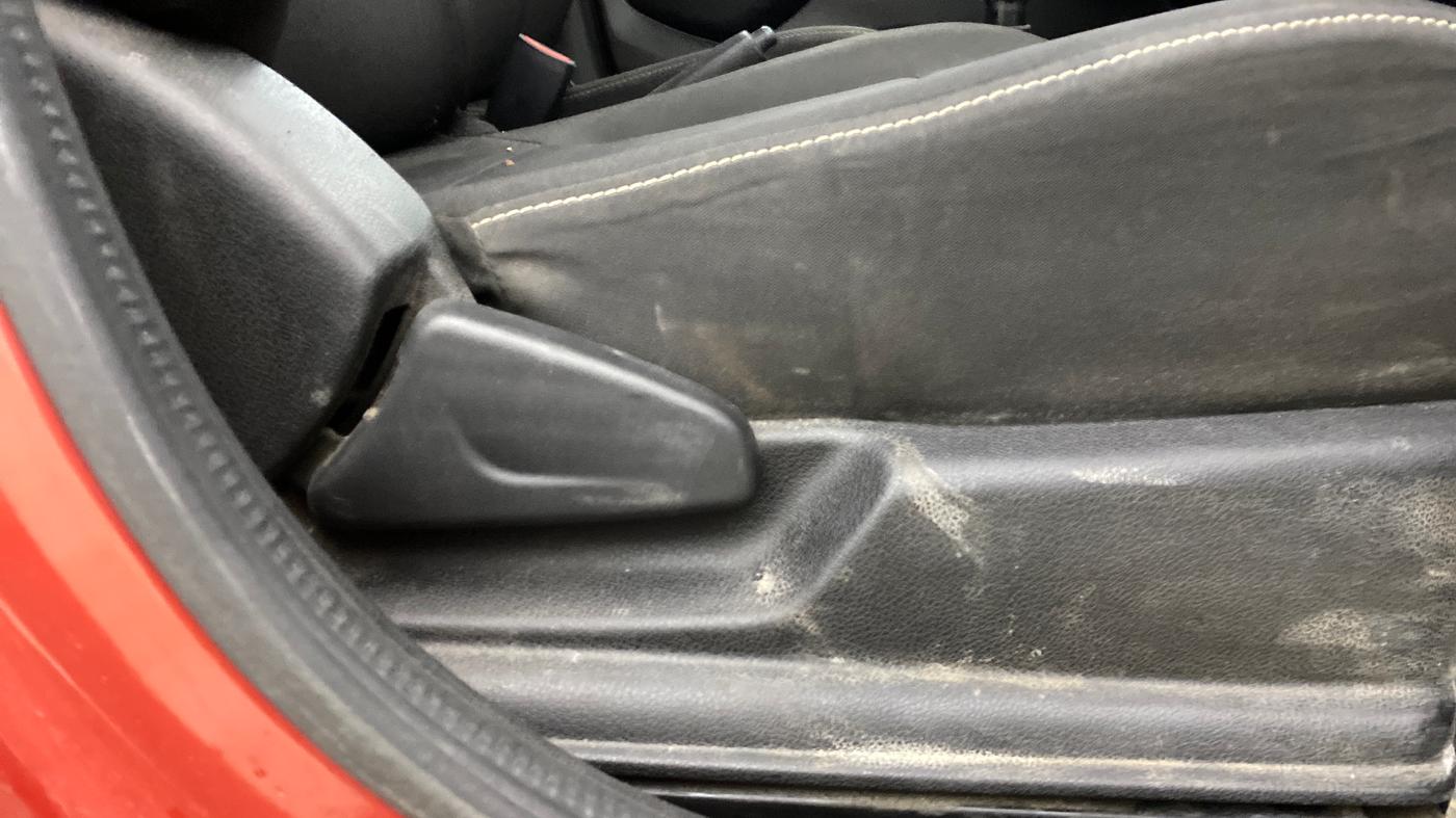 2021 Renault Kwid RXL, Petrol, Manual, 74,937 km, Driver Side Adjustment Panel