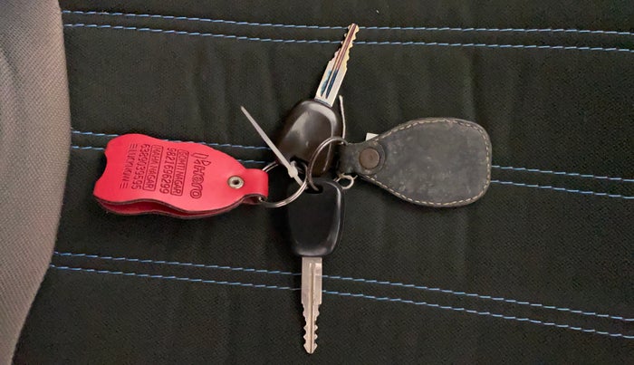 2015 Maruti Alto 800 LXI, Petrol, Manual, 50,286 km, Key Close Up