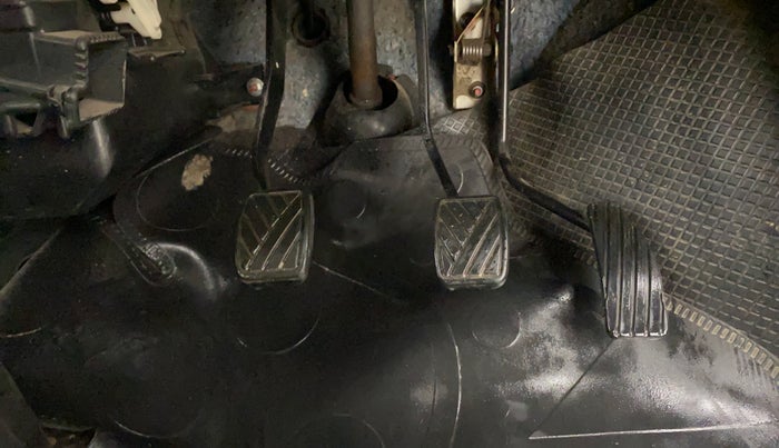 2017 Maruti Wagon R 1.0 VXI, Petrol, Manual, 35,930 km, Pedals