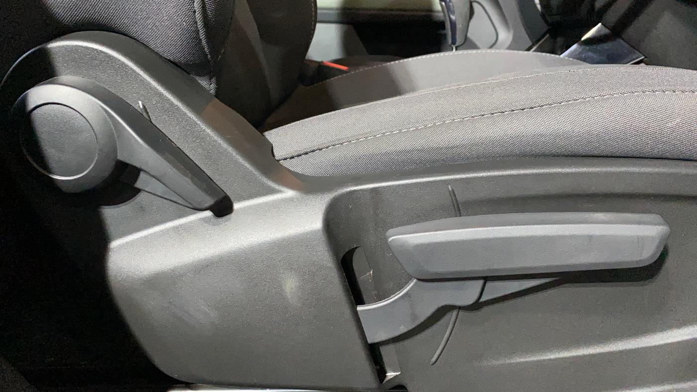 2025 Tata PUNCH Adventure Plus AMT, Petrol, Automatic, 4,428 km, Driver Side Adjustment Panel