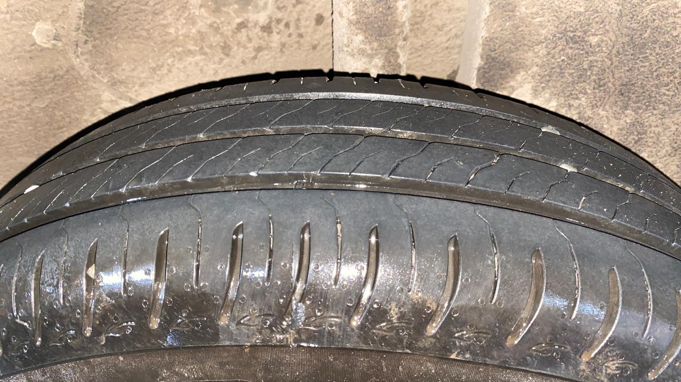 2025 Tata PUNCH Adventure Plus AMT, Petrol, Automatic, 4,428 km, Left Rear Tyre Tread