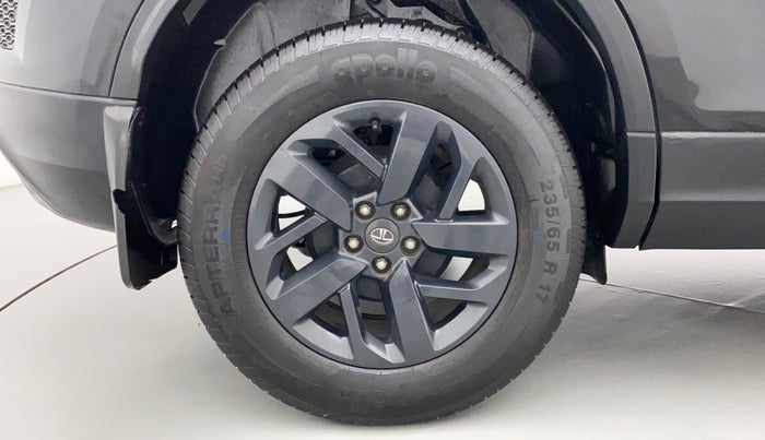 2022 Tata Harrier XT PLUS 2.0L KRYOTEC DARK EDITON, Diesel, Manual, 20,138 km, Right Rear Wheel