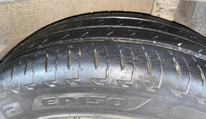 2020 Maruti IGNIS DELTA 1.2 AMT, Petrol, Automatic, 79,536 km, Left Rear Tyre Tread