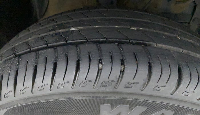 2021 Maruti Vitara Brezza LXI, Petrol, Manual, 24,959 km, Right Front Tyre Tread