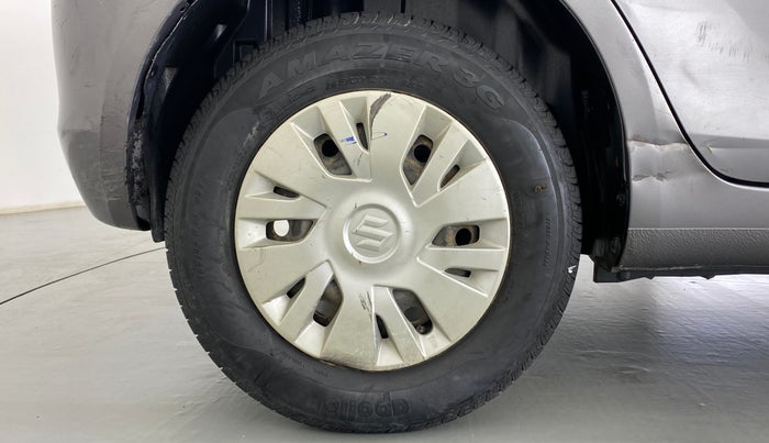 2014 Maruti Swift VXI, Petrol, Manual, 11,716 km, Right Rear Wheel
