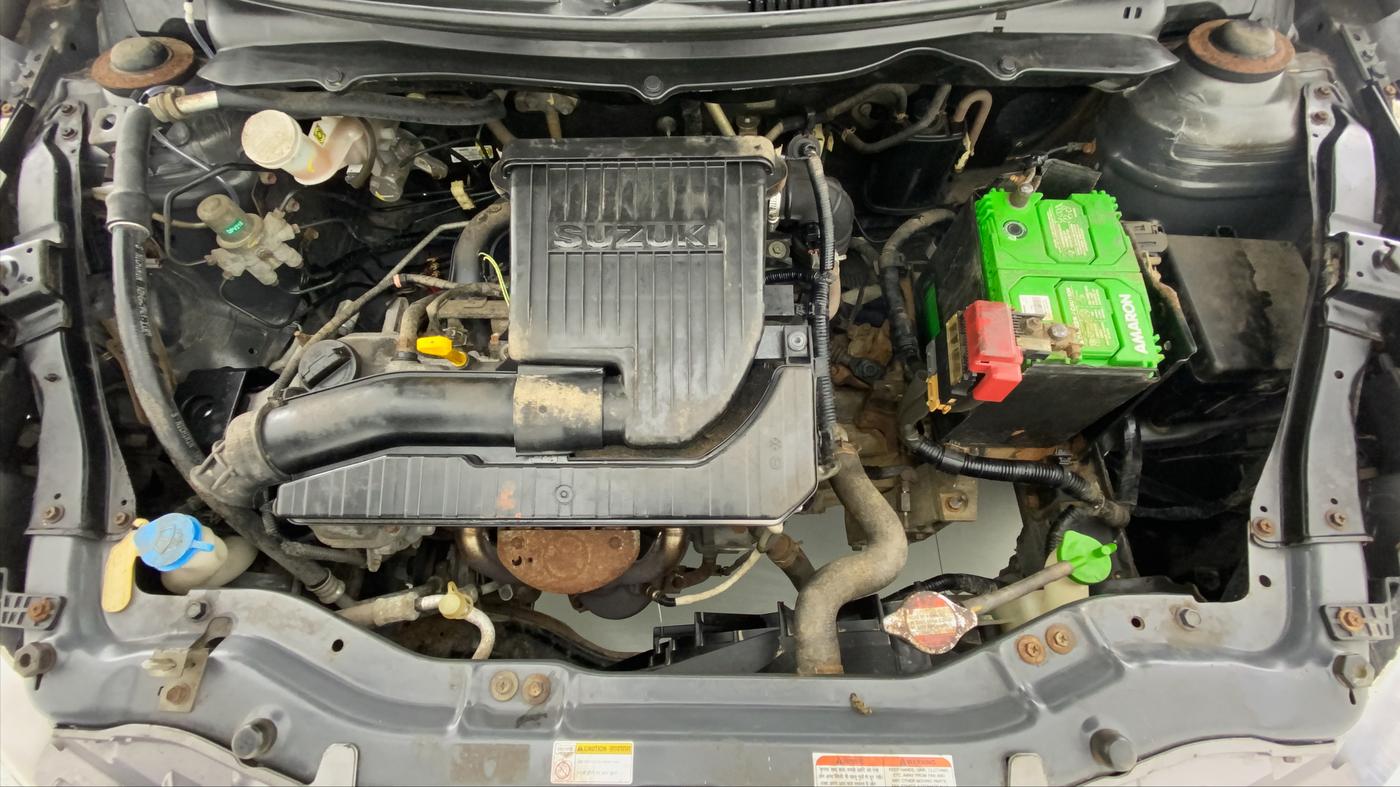 2014 Maruti Swift VXI, Petrol, Manual, 11,716 km, Open Bonet