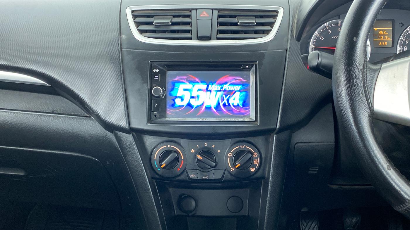 2014 Maruti Swift VXI, Petrol, Manual, 11,716 km, Air Conditioner