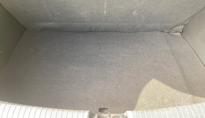 2019 Hyundai Grand i10 SPORTZ AT 1.2 KAPPA VTVT, Petrol, Automatic, 32,552 km, Boot Inside