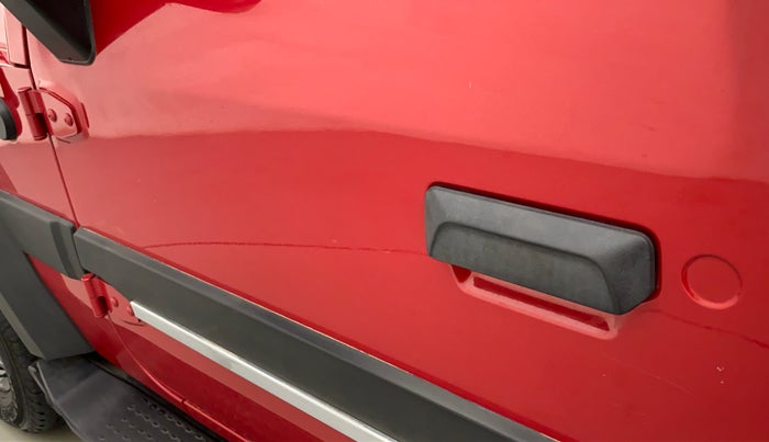 2021 Mahindra Thar LX PETROL HT 4WD AT, Petrol, Automatic, 15,139 km, Front passenger door - Slightly dented