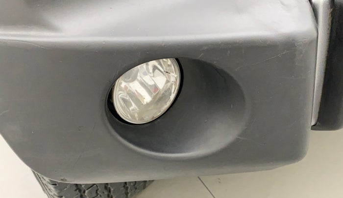 2021 Mahindra Thar LX PETROL HT 4WD AT, Petrol, Automatic, 15,139 km, Right fog light - Not working
