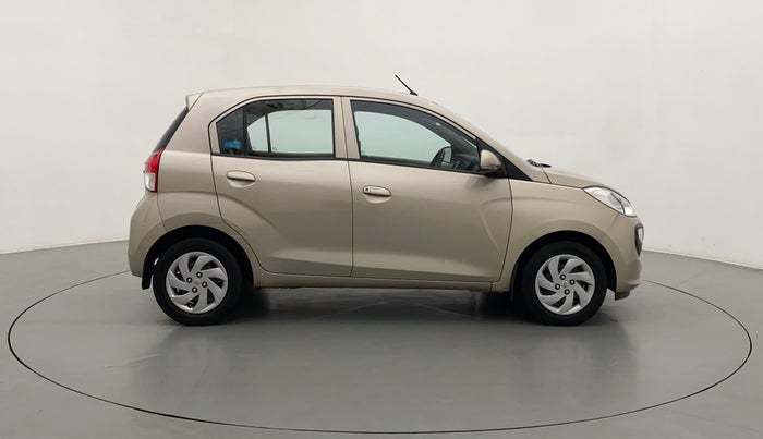 2018 Hyundai NEW SANTRO SPORTZ CNG, CNG, Manual, 91,400 km, Right Side