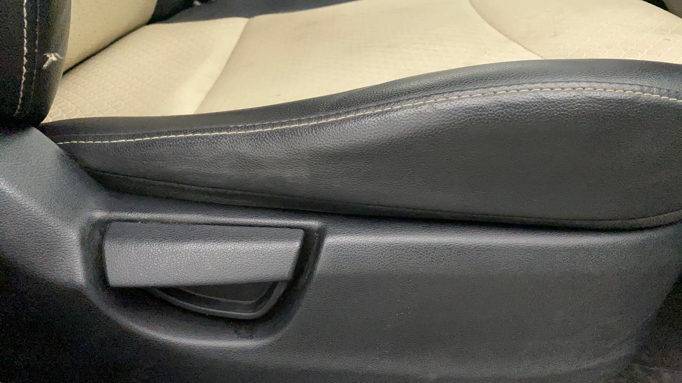 2018 Hyundai NEW SANTRO SPORTZ CNG, CNG, Manual, 91,400 km, Driver Side Adjustment Panel