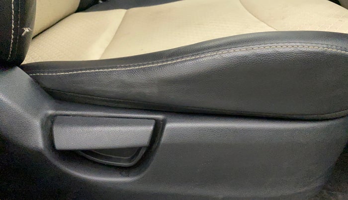 2018 Hyundai NEW SANTRO SPORTZ CNG, CNG, Manual, 91,400 km, Driver Side Adjustment Panel
