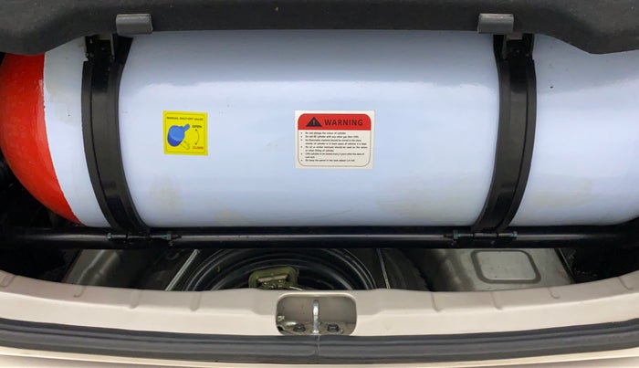 2018 Hyundai NEW SANTRO SPORTZ CNG, CNG, Manual, 91,400 km, Boot Inside