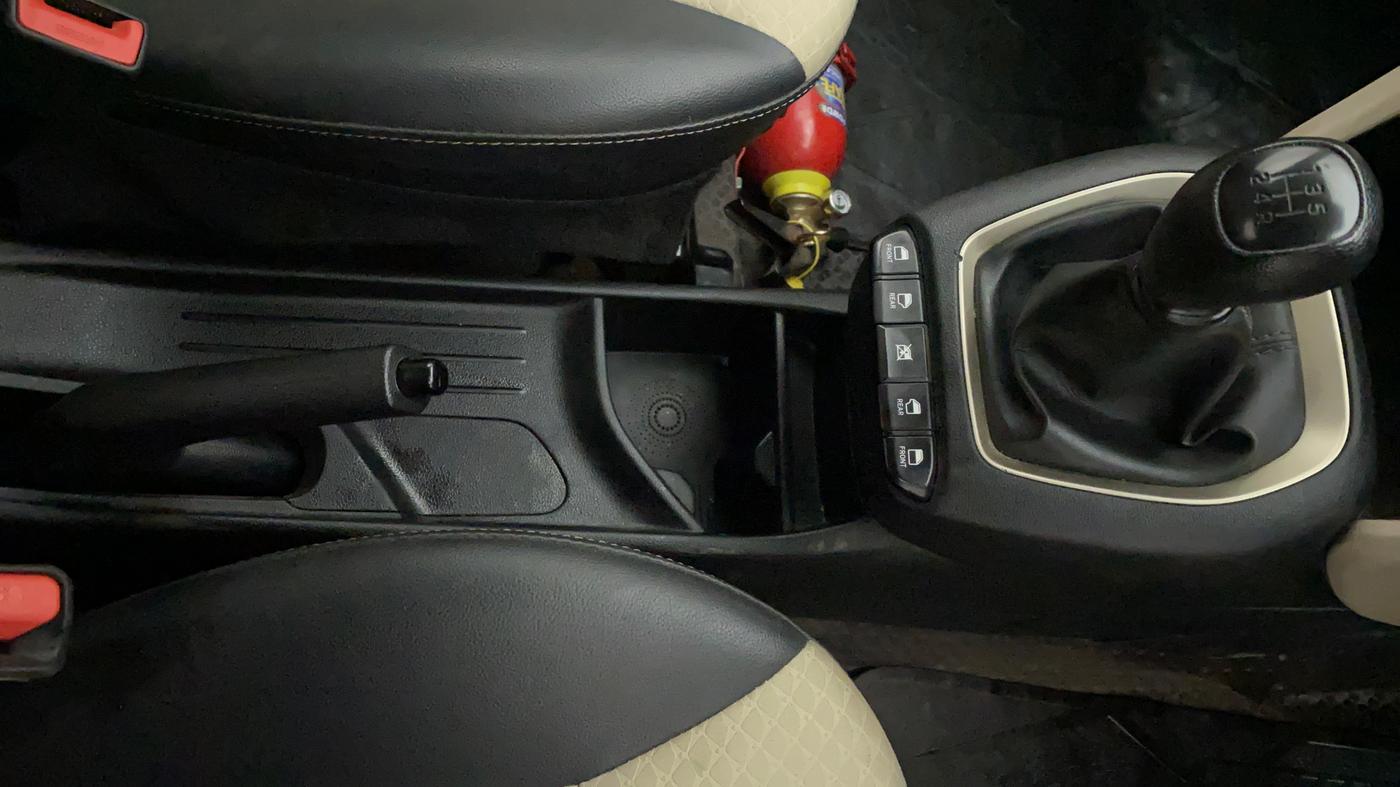 2018 Hyundai NEW SANTRO SPORTZ CNG, CNG, Manual, 91,400 km, Gear Lever