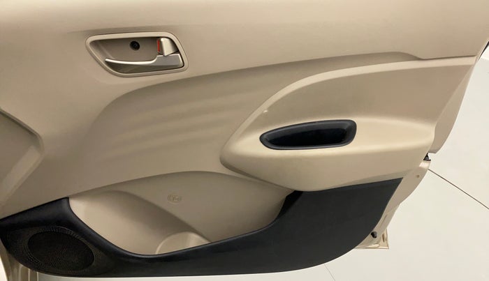 2018 Hyundai NEW SANTRO SPORTZ CNG, CNG, Manual, 91,400 km, Driver Side Door Panels Control