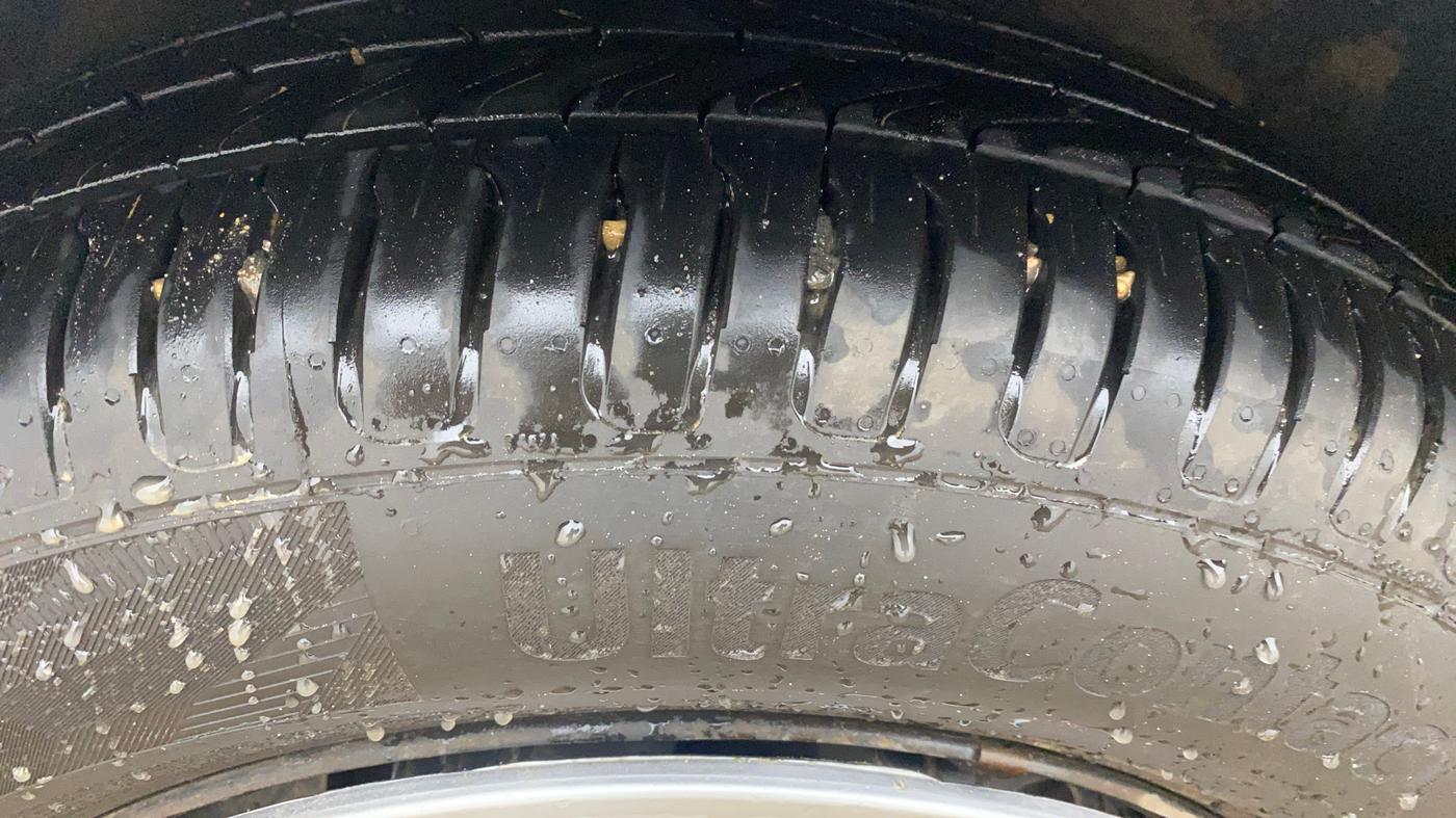 2018 Ford Ecosport TREND + 1.5L PETROL AT, CNG, Automatic, 60,393 km, Right Rear Tyre Tread