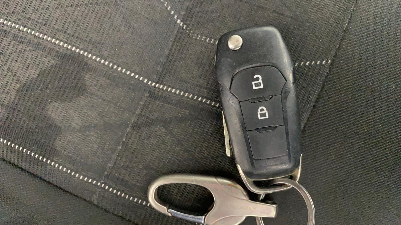 2018 Ford Ecosport TREND + 1.5L PETROL AT, CNG, Automatic, 60,393 km, Key Close Up