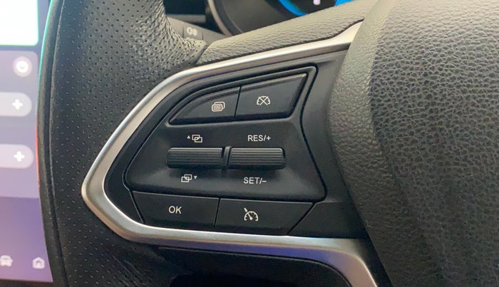 2024 MG HECTOR PLUS SHARP PRO 1.5 TURBO MT 7 STR, Petrol, Manual, 11,010 km, Adaptive Cruise Control